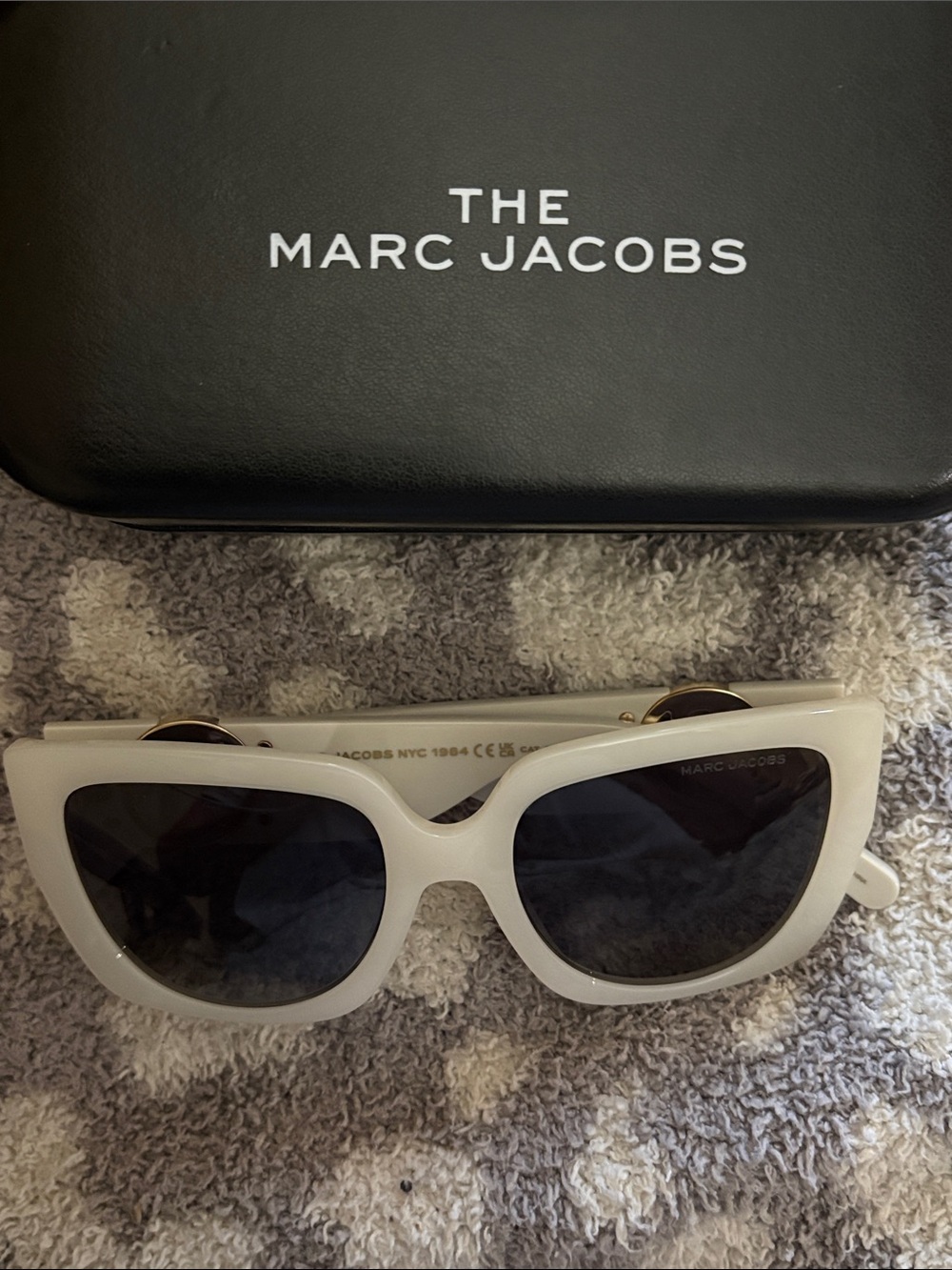 Marc Jacobs White Oversized Sunglasses 😎